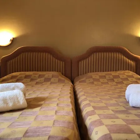 Hotel Pete 3*